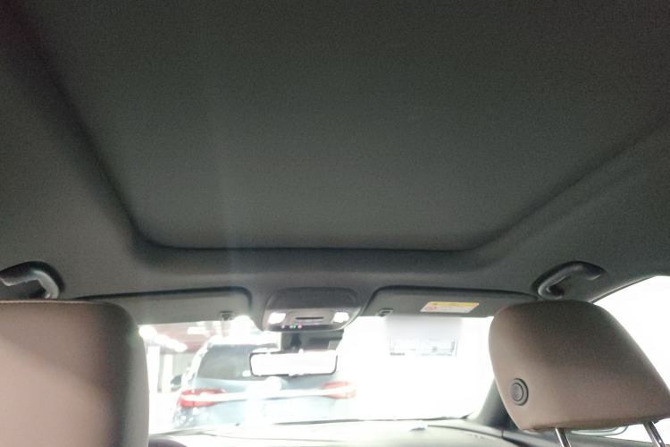 Used Buick Envision 2022 Encore Plus 652T Five-Seat Luxury Model Headliner