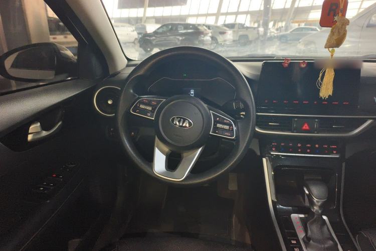 Used Kia K3 2020 1.5L CVT New Sharp Edition with Sunroof Steering Wheel