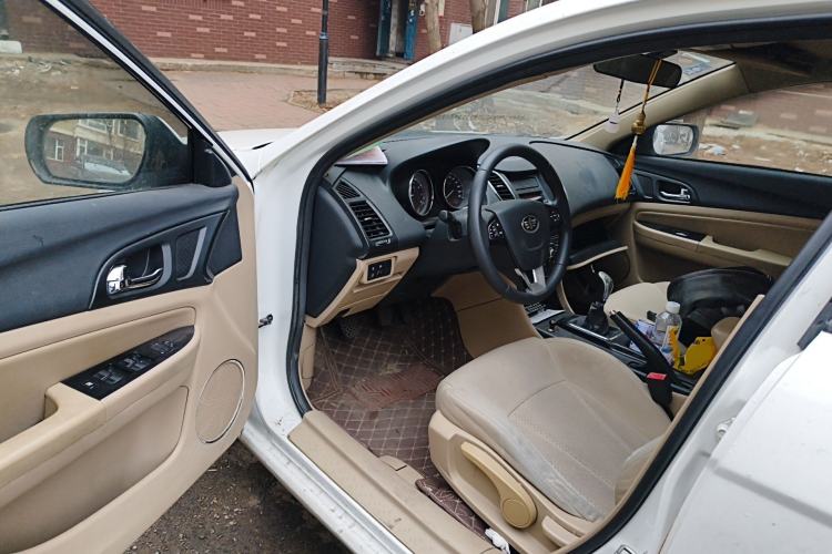 Used Bestune B50 2013 1.6L manual Comfort trim level Driver Seat