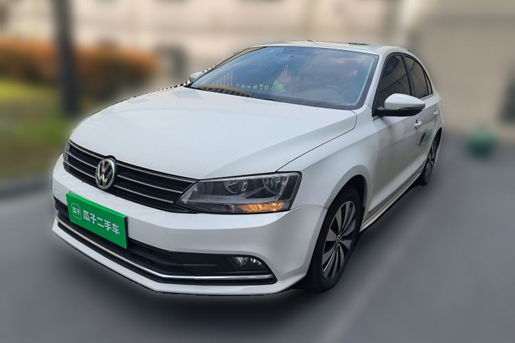 Used Volkswagen Sagitar 2017 230TSI Automatic Comfort Version