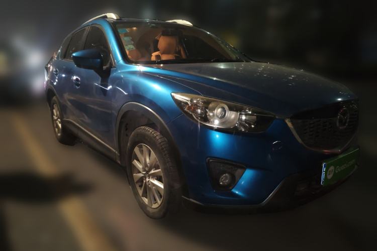 Used Mazda CX-5 2013 2.0L Manual Two-Wheel Drive Comfort Version Front Right 45 Deg