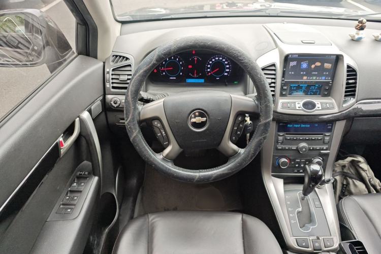 Used Chevrolet Captiva 2012 2.4L 4x4 Flagship Edition 7 Seats