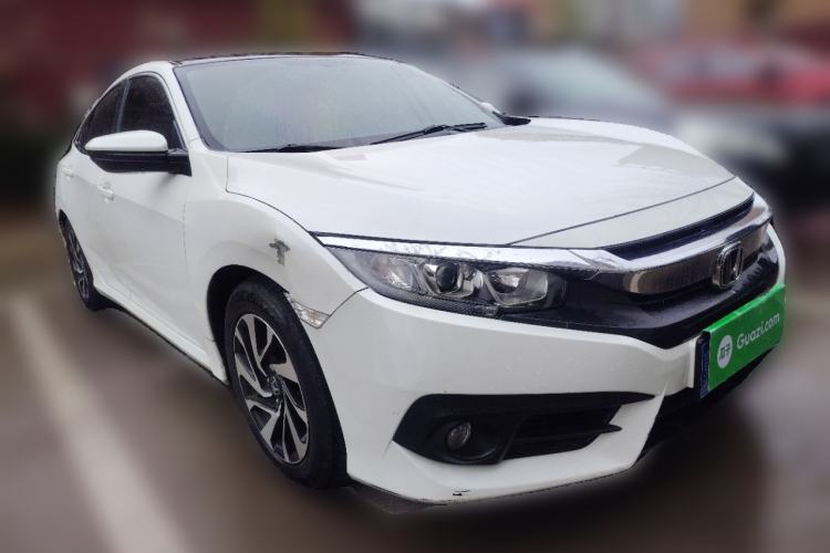 Used Honda Civic 2016 220TURBO CVT Luxury Edition Front Right 45 Deg