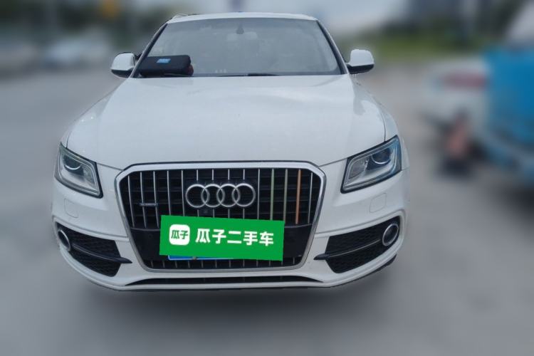 Used Audi Q5 2018 Collector's Edition 40 TFSI Technology Model
