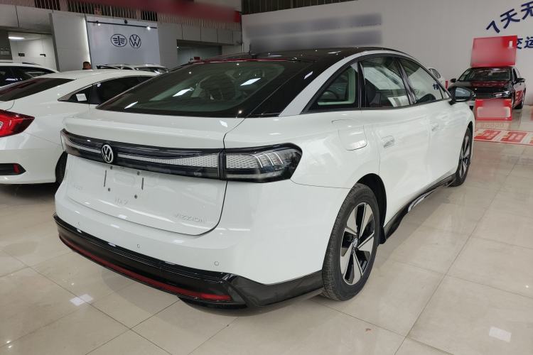 Used Volkswagen ID.7 VIZZION 2024 AIR model