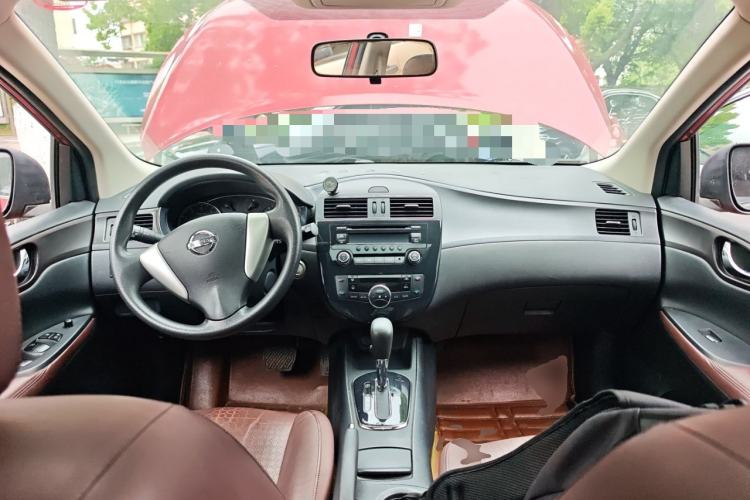 Used Nissan Tiida 2013 1.6L CVT Cool Cafe Edition