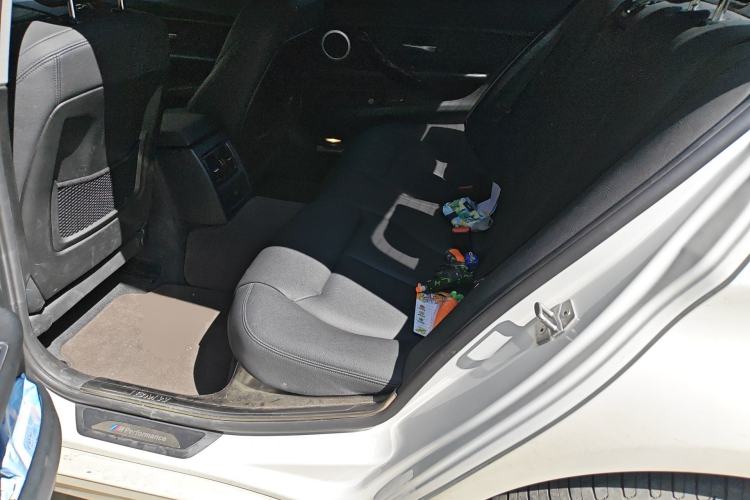 Used BMW 3 Series 2018 320Li Fashion Model Left Rear Seat