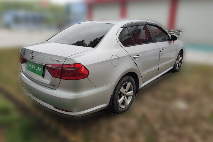 Used Volkswagen Lavida 2013 Revised Classic 1.6L Automatic Fashion Edition Rear Right 45 Deg