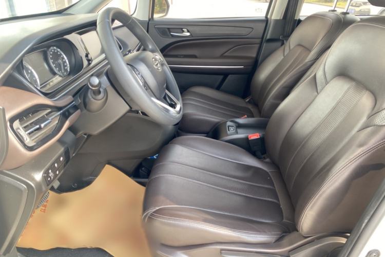 Used GAC Trumpchi M6 2019 270T DCT Luxury Edition (7-seater) China VI Interior 3