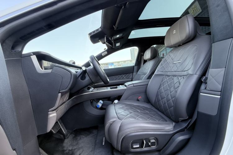 Used Nio ET9 2025 100 kWh