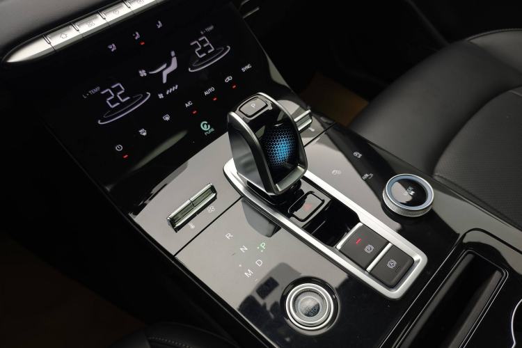 Used Chery Tiggo 8 PLUS 2022 Kunpeng Edition 390TGDI DCT Passion Version