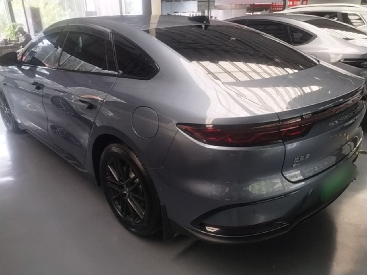BYD Han 2025 DM-i Intelligent Driving Edition 245KM Prestigious Edition — снимка 4