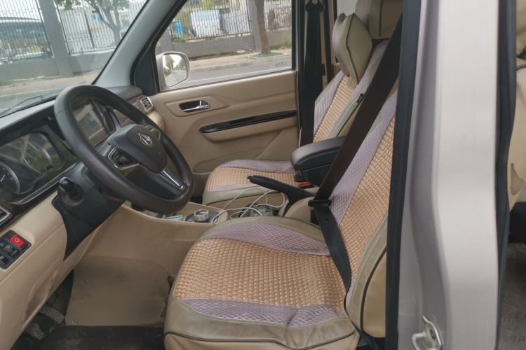 Used CHANGAN KUAYUE Xing V5 EV 2021 Luxury 7-Seater Passenger Van with Lingdian System Left Front Seat