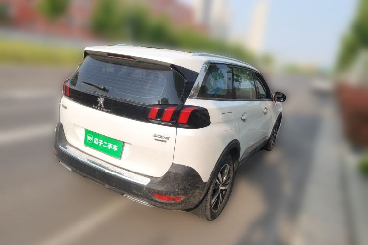 Used Peugeot 5008 2017 380THP 7-Seater Elite Edition
