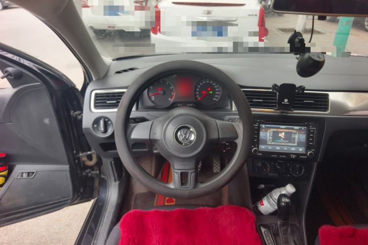 Used Volkswagen Santana 2015 1.6L Automatic Fashion Edition Steering Wheel