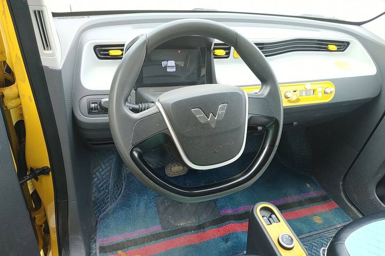 Used Wuling Hongguang MINIEV 2021 Macaron Premium Model – Lithium Iron Phosphate
