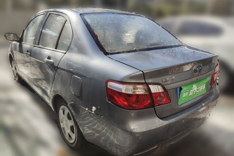 Used FAW Xiali N5 2013 1.3L Manual Standard Edition