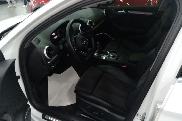 Used Audi A3 2017 Limousine 35 TFSI Sport Edition