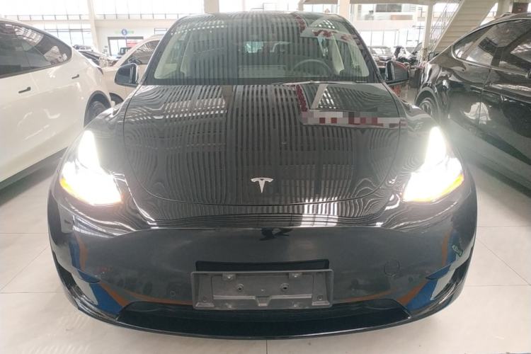 Used Tesla Model Y 2023 Rear-Wheel-Drive Version
