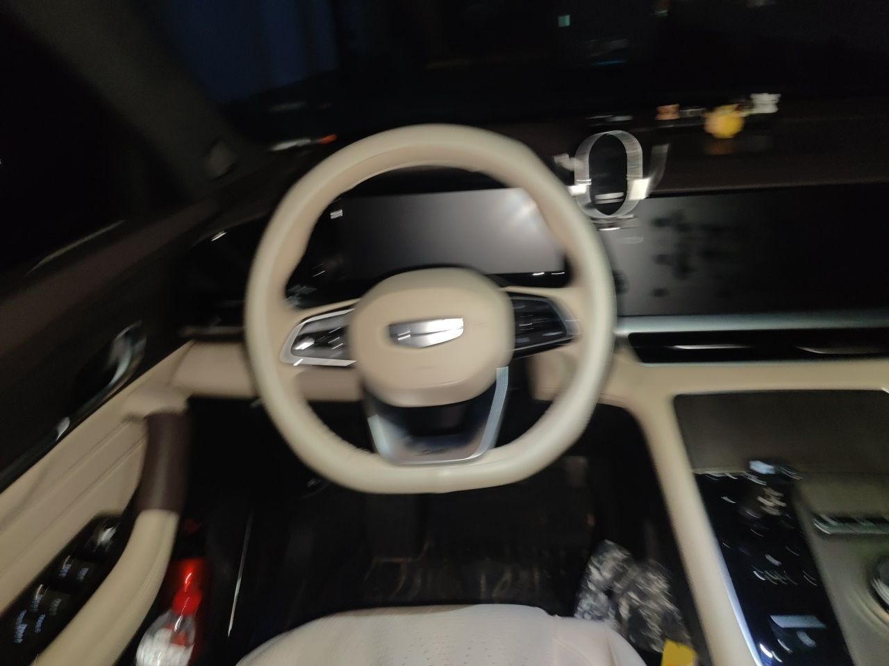 Geely Auto Monjaro L 2025 Dongfang Yao 2.0TD Automatic Lanxing Edition — снимка 10