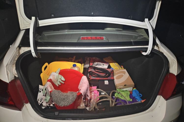 Used Chevrolet Cruze 2015 1.5L Classic SE MT Trunk