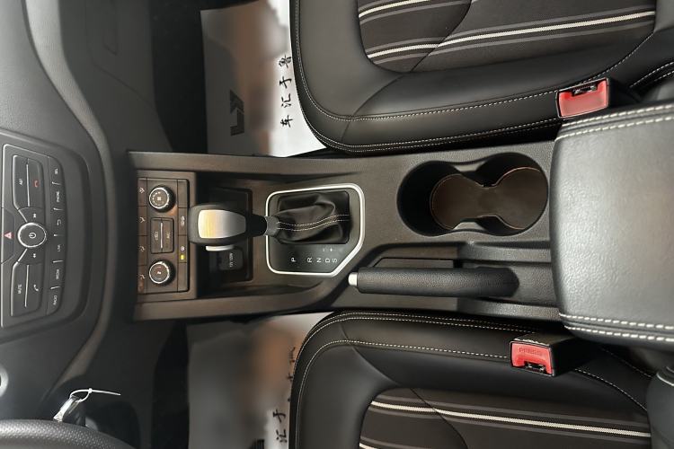 Used Bestune X40 2017 1.6L Automatic Luxury Model
