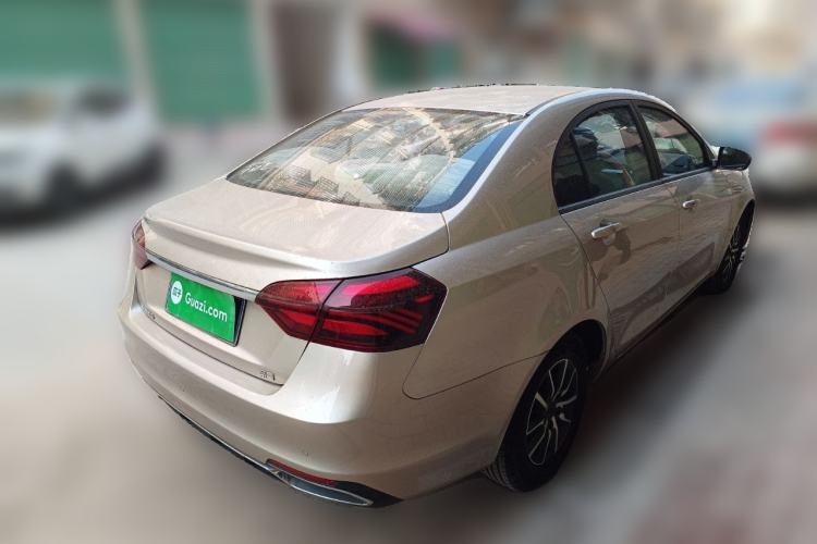 Used Geely Auto Emgrand 2019 Leading Edition 1.5L Manual Luxury Model China VI Standard

