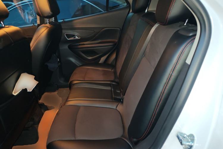 Used Buick Encore 2015 1.4T Automatic Two-Wheel Drive Urban Elite Version
