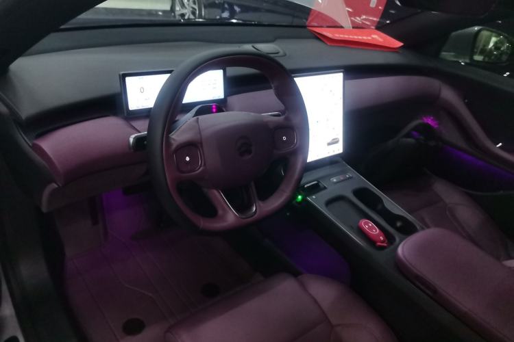 Used Nio ET5T 2024 75kWh Touring Center Console