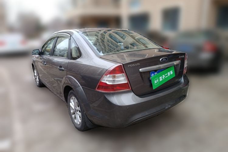 Used Ford Focus 2013 Sedan Classic 1.8L Manual Base Model
