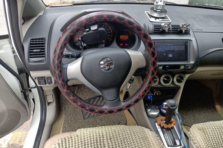 Used Everus S1 2014 1.3L Automatic Comfort Edition
