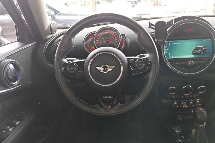 Used MINI Clubman 2016 Revised Version 2.0T COOPER S Connoisseur Edition