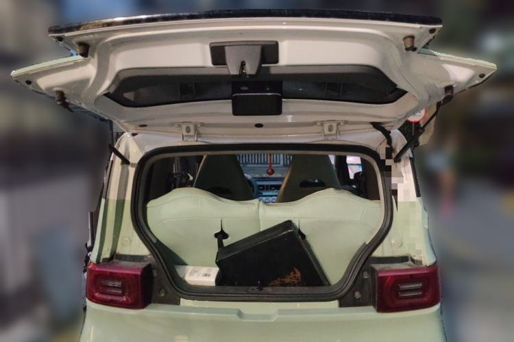 Used Wuling Hongguang MINIEV 2022 Macaron Premium Model – Lithium Iron Phosphate Trunk