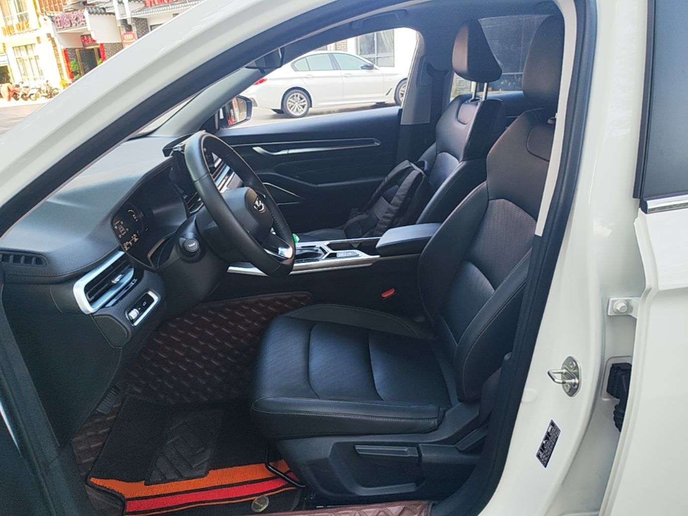 Geely Auto Emgrand 2022 4th Generation 1.5L CVT Luxury Model - Premium — снимка 17