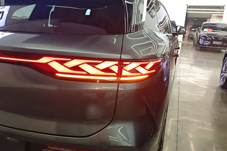 Used BYD Tang L 2025 DM 175KM Drone Player Edition