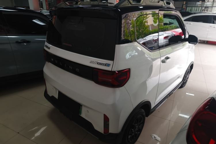 Used Wuling Hongguang MINIEV 2022 GAMEBOY 300km Enthusiast Model with Lithium Iron Phosphate
