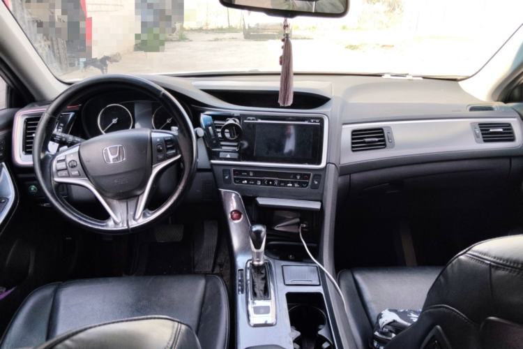 Used Honda Spirior 2015 2.4L Prestige Edition Center Console