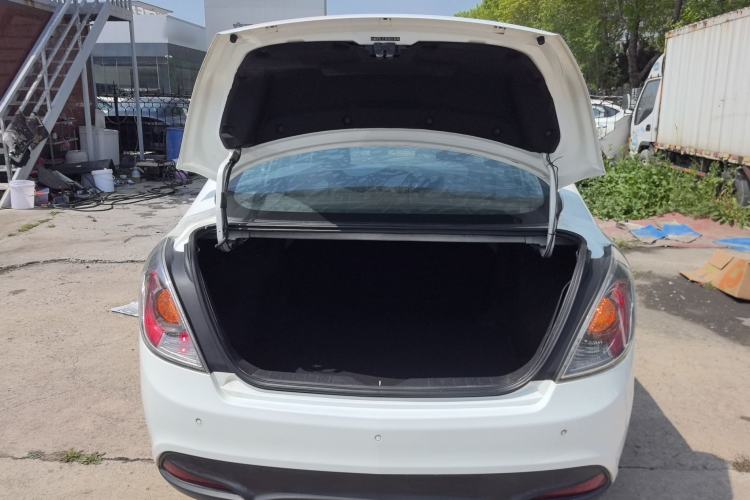 Used GAC Trumpchi GA3 2013 1.6L Manual Elite Edition Trunk