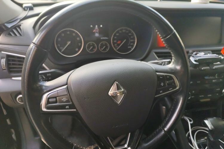 Used BORGWARD BX7 2016 28T Four-wheel Drive Luxury Edition 5 Seats