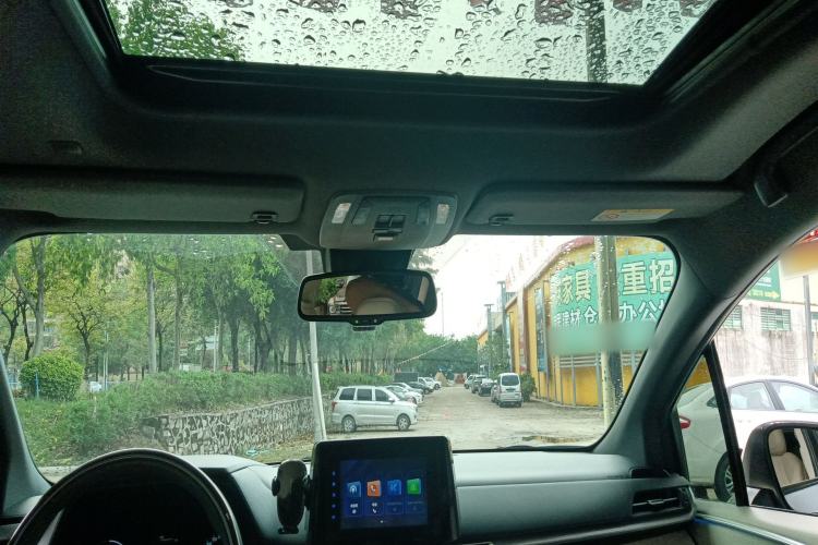 Used Toyota SIENNA 2021 2.5L Hybrid Luxury Edition Headliner