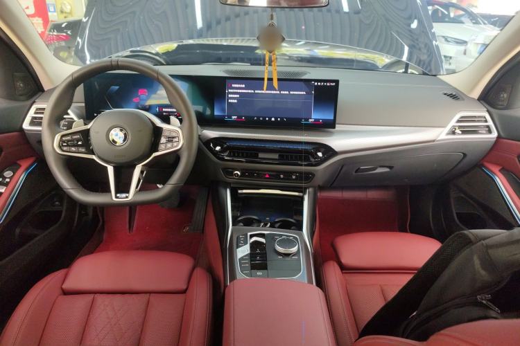 Used BMW 3 Series 2025 330Li M Sport Shadowline Package Center Console