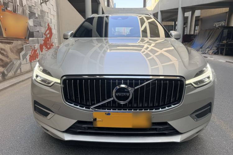 Used Volvo XC60 2021 T5 4x4 Smart Luxury Edition Exterior 5