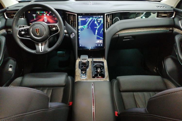 Used Hongqi HS7 2023 2.0T Automatic All-Wheel-Drive Flagship Edition Six Seats Interior 2