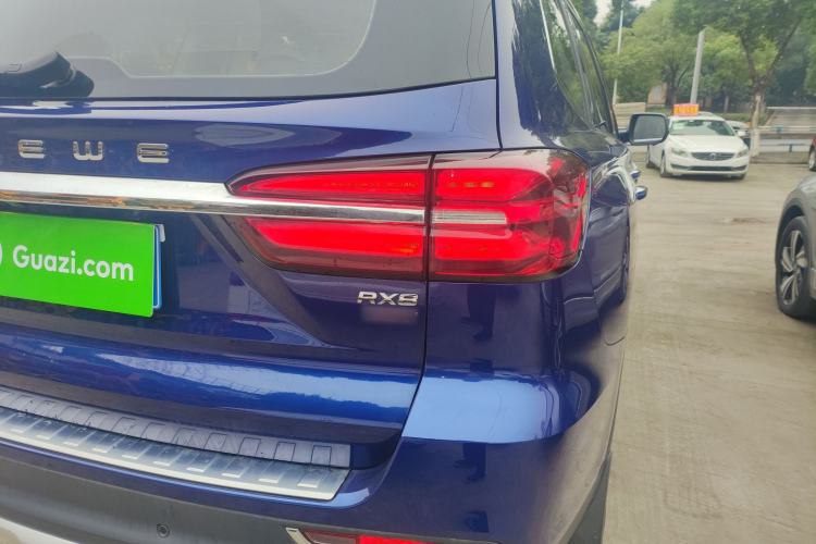 Used Roewe RX8 2018 30T Smart Connectivity Two-Wheel Drive Flagship Edition