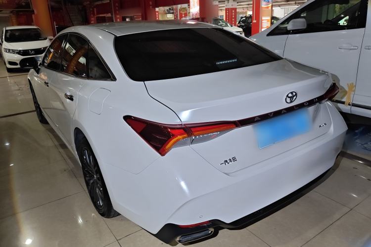 Used Toyota Avalon 2019 2.0L XLE Premium Edition China VI
