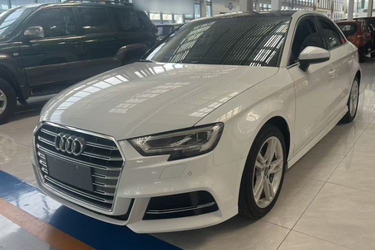 Used Audi A3 2020 Limousine 35 TFSI Fashion Edition China VI Emission Standard