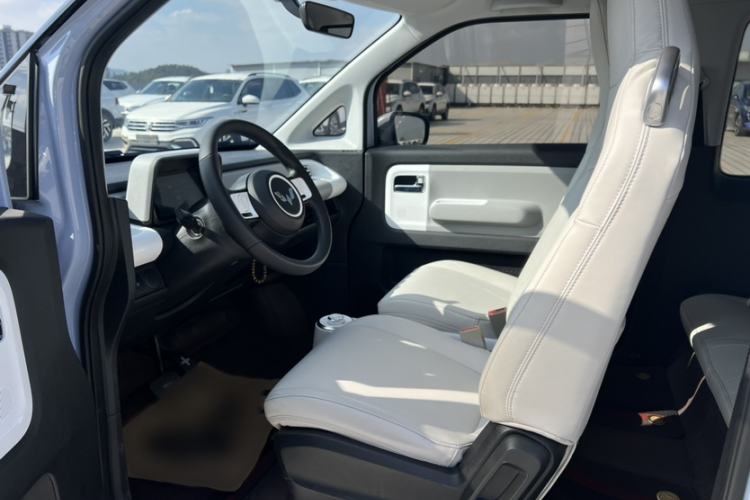 Used Wuling Air ev 2023 - Four Seats - Standard Edition
