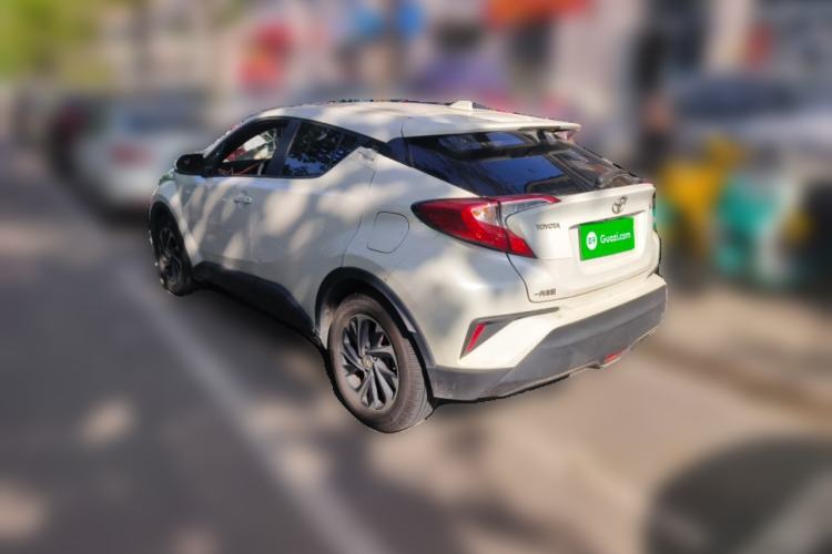 Used Toyota IZOA 2018 2.0L Yichi Version China VI Standard
