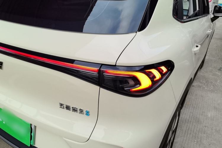 Used Wuling Bingo S 2025 Model 325km Deluxe Edition
