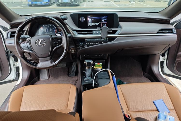 Used Lexus ES 2020 200 Luxury Edition
